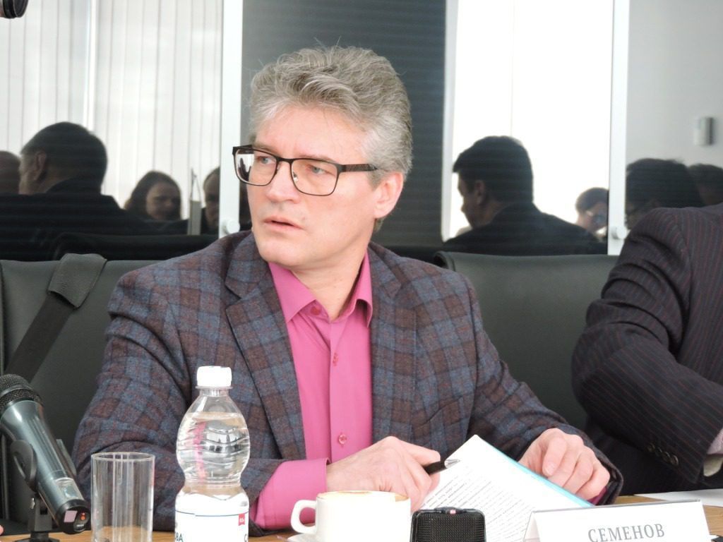 Стенограмма заседания Нижегородского эксперт-клуба на тему «Неуправляемый Нижний Новгород»