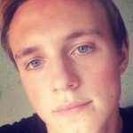 Волонтеры просят помощи в поисках 18-летнего  Николая Ракова