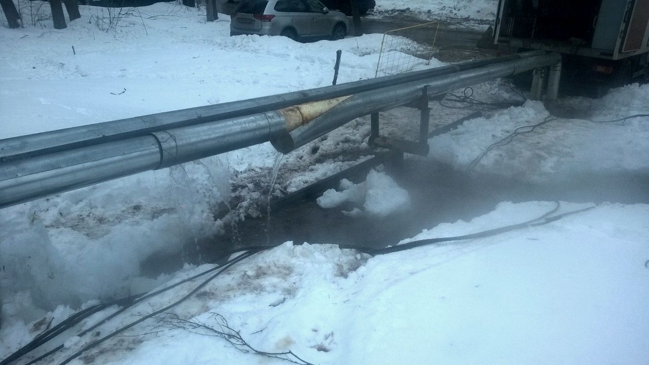 Нижегородская жкх. Авария на теплотрассе в Нижнем Новгороде. Теплосети Нижний Новгород. Аварии на коммунальных газопроводах. Авария на теплотрассе в Нижнем Новгороде сегодня.