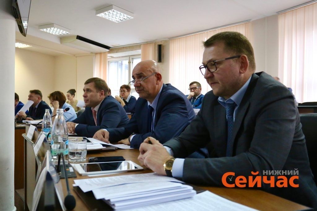 21 из 47 депутатов переизбрался в нижегородскую Думу VII созыва