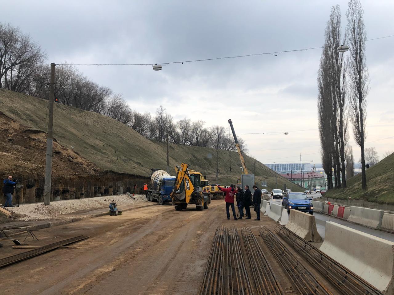 Похвалинский съезд. Похвалинский съезд в Нижнем Новгороде. Похвалинский съезд в Нижнем Новгороде фото. Оползни на Похвалинском съезде. Оползень в Нижнем Новгороде.