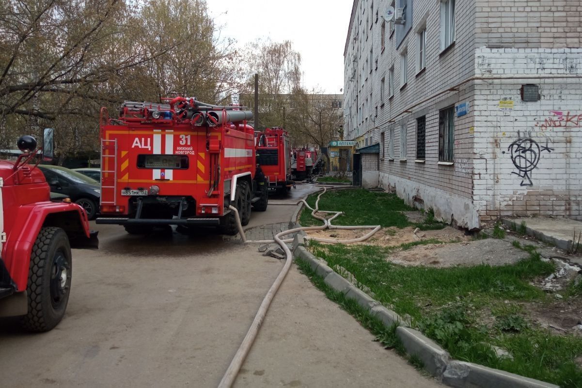 Пожар в Нижнем Новгороде сейчас в Сормовском районе