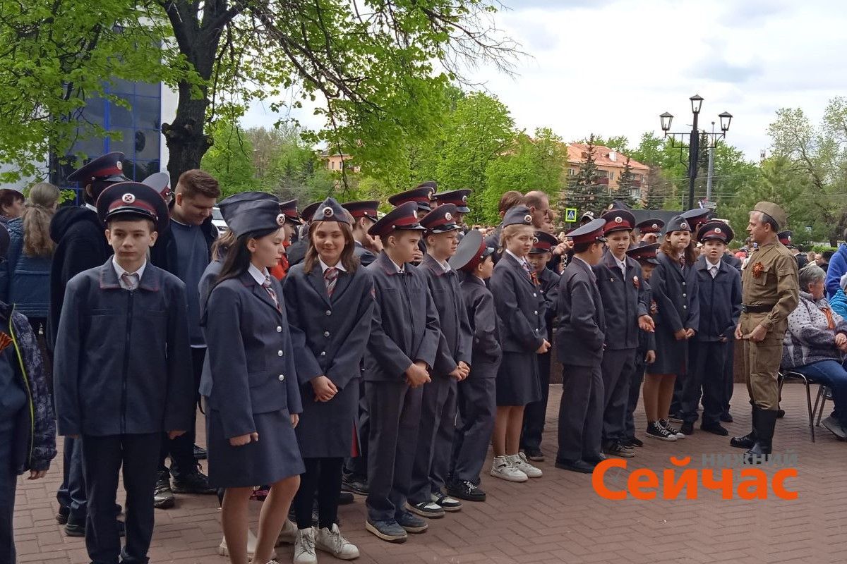 Митинг ко Дню Победы прошёл у бронепоезда в Нижнем Новгороде