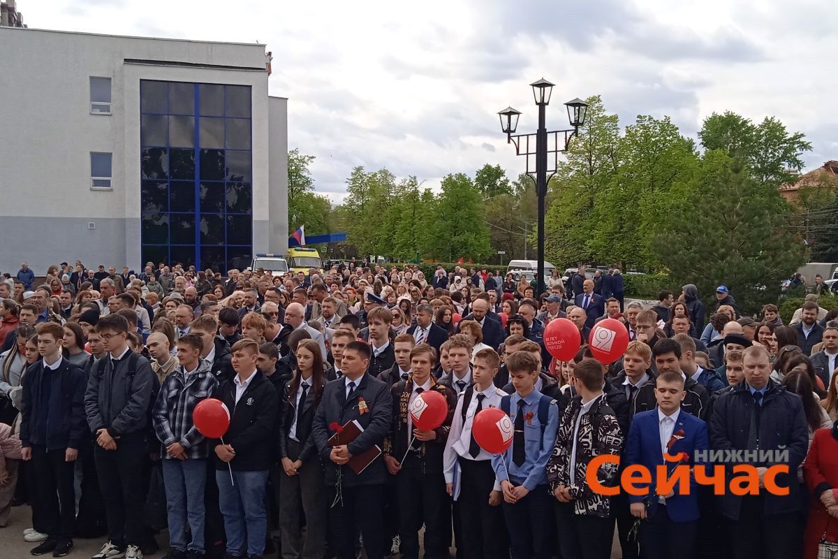 Почти 270 тысяч человек встретили "Поезд победы" на Горьковской магистрали