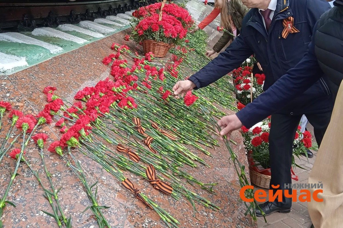 Почти 270 тысяч человек встретили "Поезд победы" на Горьковской магистрали