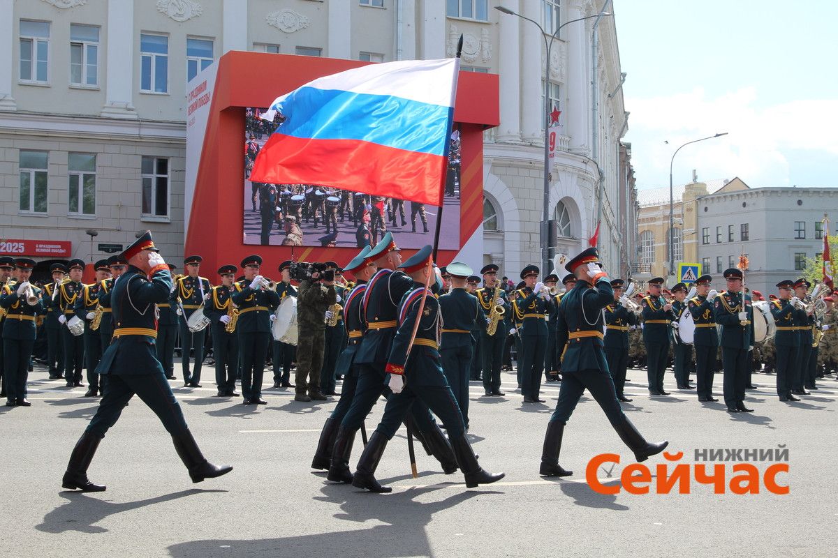 Парад в честь 80-летия Победы прошел в Нижнем Новгороде – фоторепортаж