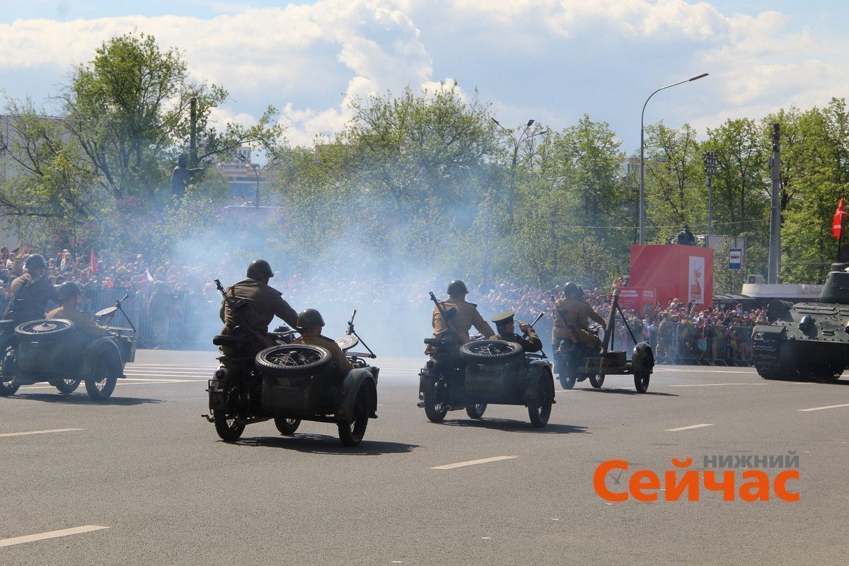 Парад в честь 80-летия Победы прошел в Нижнем Новгороде – фоторепортаж