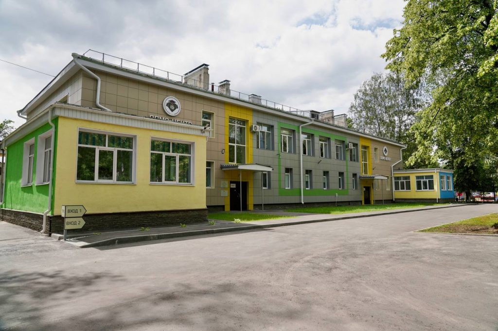 Юрий Шалабаев проверил работу центра помощи детям и родителям