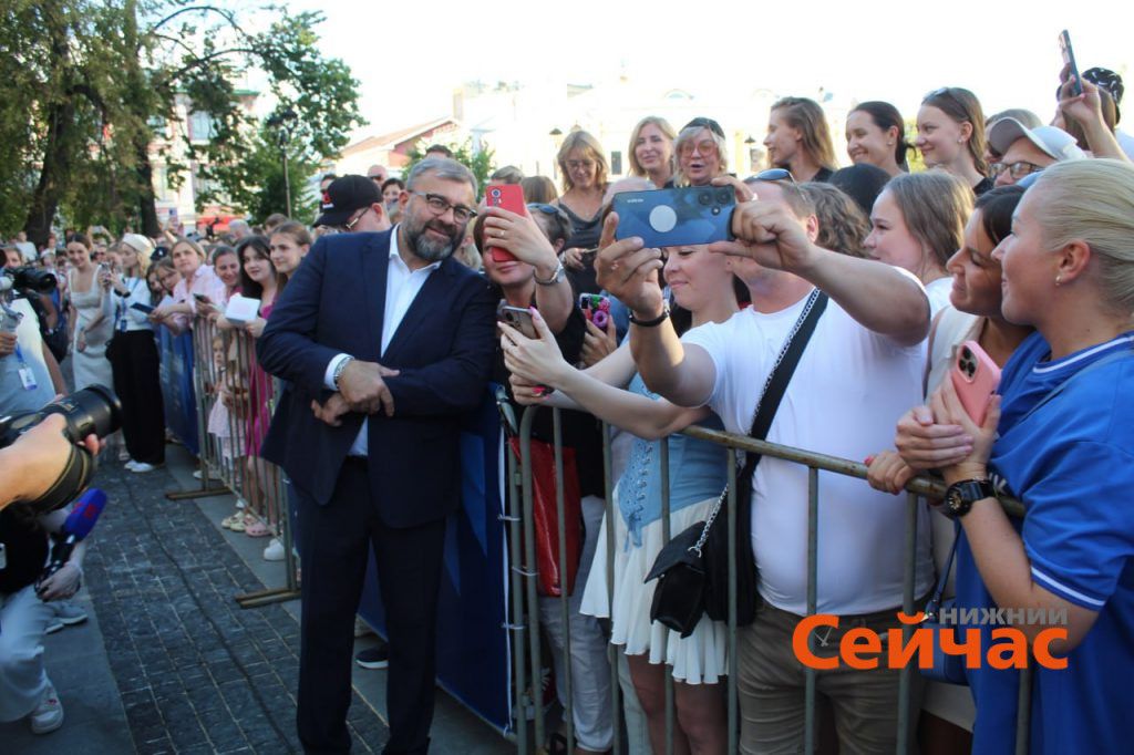 Фестиваль «Горький fest»-2025: фоторепортаж с красной дорожки