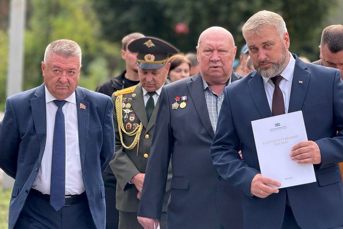 При поддержке НРО КПРФ в Володарском округе открыли мемориальный комплекс