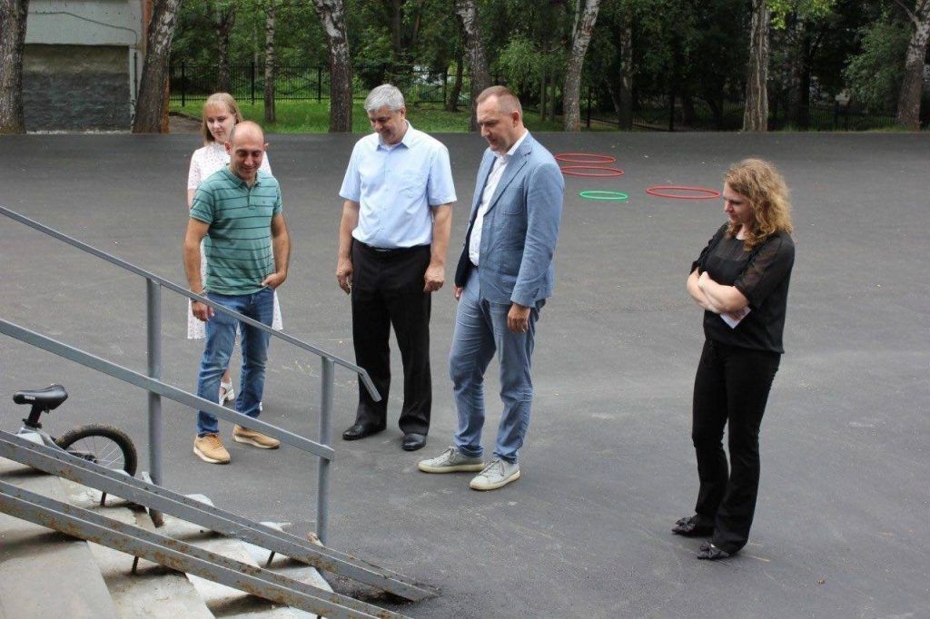 Светлана Досаева проверила соцобъекты проекта "Вам решать" в Нижегородском районе