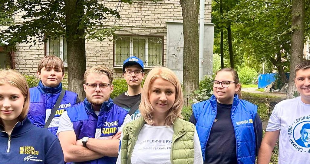Команда Мольковой из ЛДПР очистила Приокский район от наркорекламы