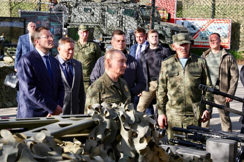 Губернатор и нижегородские мамы поздравили Президента с Днем рождения